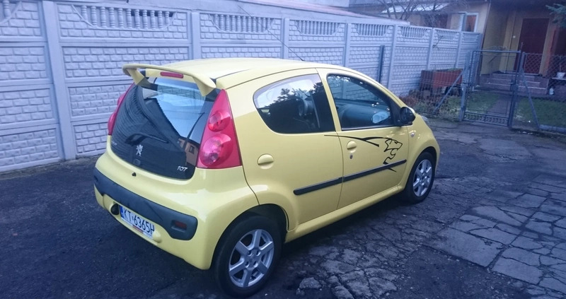 Peugeot 107 cena 11850 przebieg: 183000, rok produkcji 2009 z Tarnów małe 742